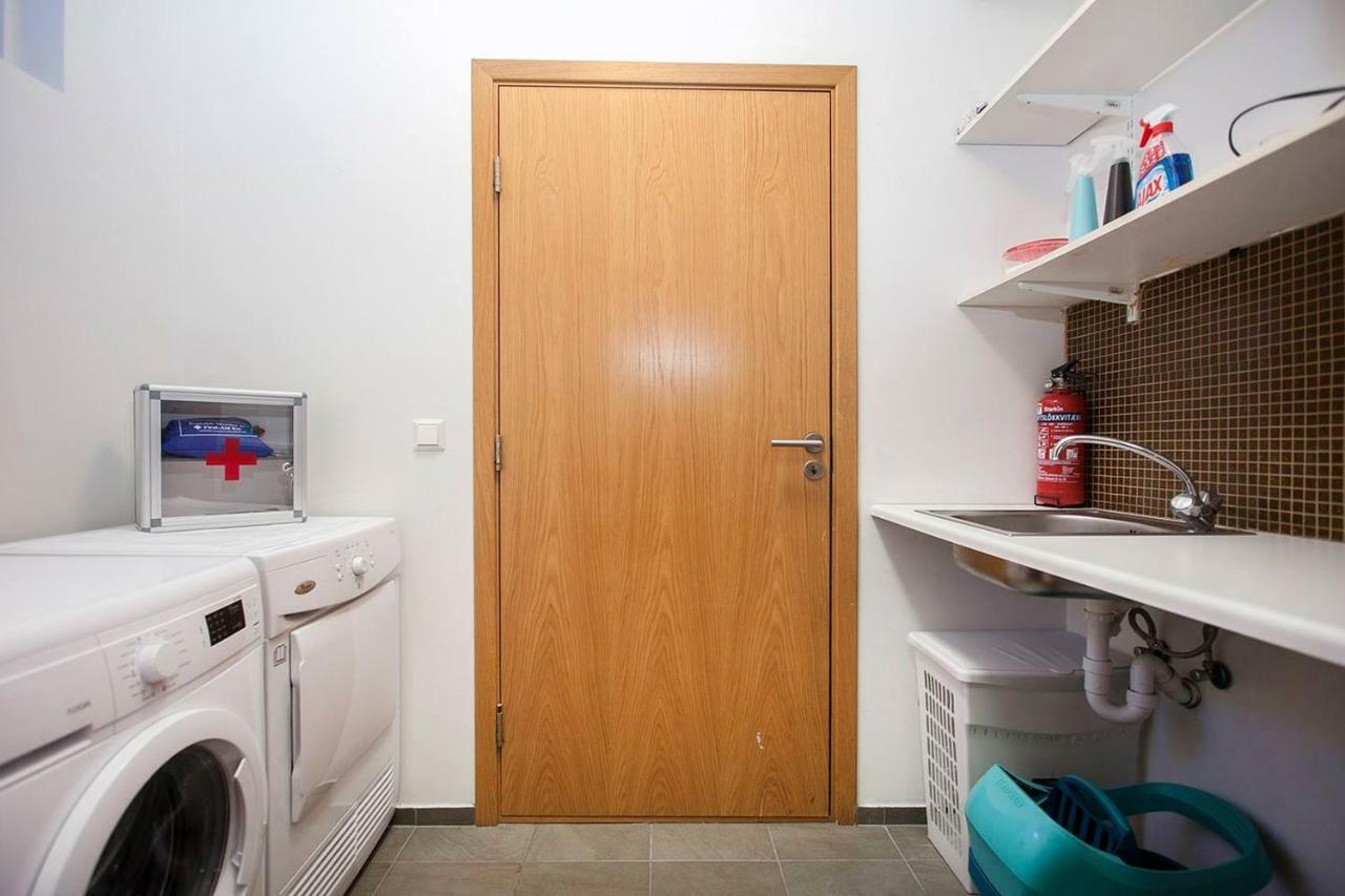 Cozy 3 Bedroom House Near The Blue Lagoon Njarthvik Екстериор снимка